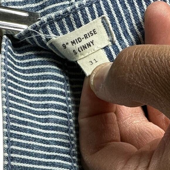 Madewell 9" Mid Rise Skinny Striped Jeans Pants Size 31 White Blue - Picture 9 of 9